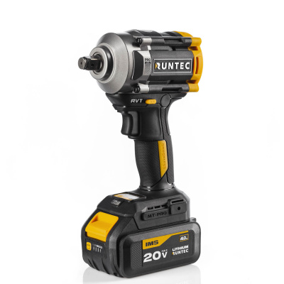Гайковерт ударный аккумуляторный 1/2", 20В, 2*4Ач, 650Нм RUNTEC PRO