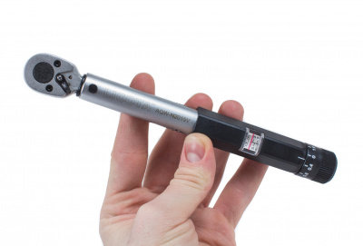 Динамометрический ключ 1/4" 3-15 Нм Licota 