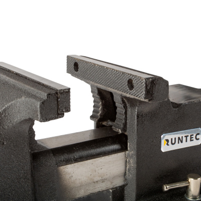 Тиски слесарные, профессиональные 125 мм RUNTEC 