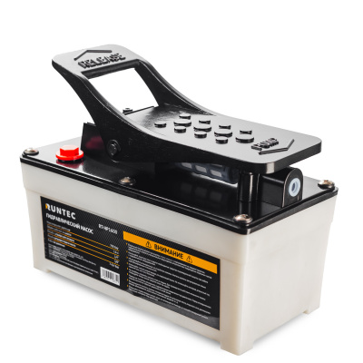 Насос пневмогидравлический с ножным управлением 1,6 л, 700 бар RUNTEC RT-HP1600 