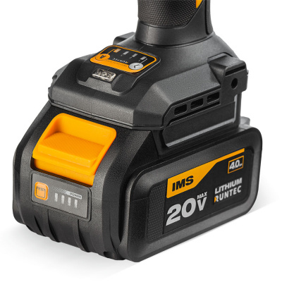 Гайковерт ударный аккумуляторный 1/2", 20В, 2*4Ач, 750 Нм RUNTEC PRO