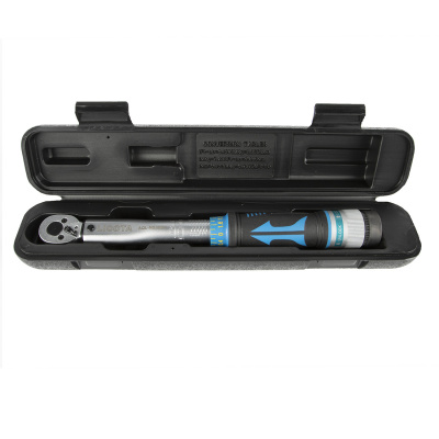 Динамометрический ключ 1/4" 6-30 Нм Licota